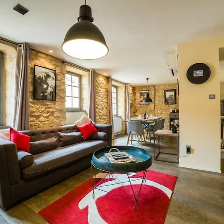 Le Grand Duplex De Rafael Сарла-ла-Канеда